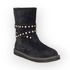 UGG 6 Clovis Black Suede Studded Shearling Lined Boots